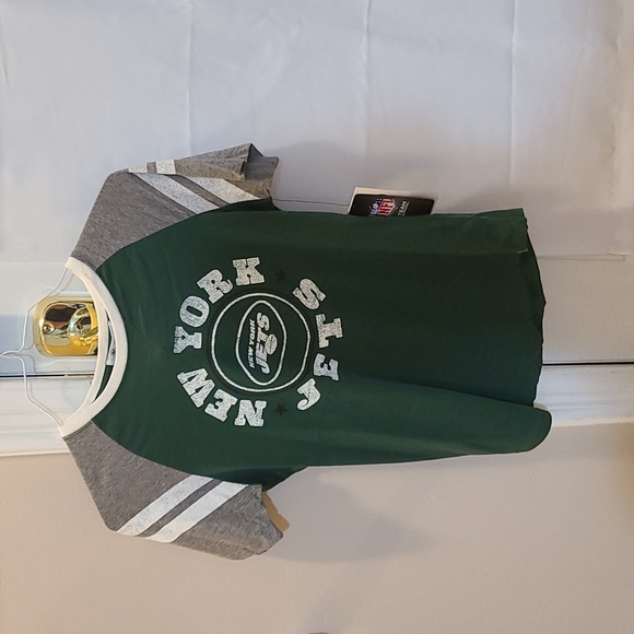 New York Jets Women Medium T-shirt NWT - Picture 1 of 3